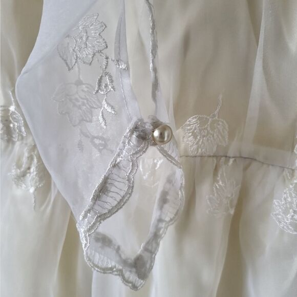 Vintage Lace Formal Long Sleeve Dress - Picture 6 of 11